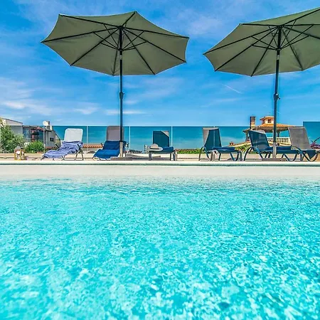 Villa Salt Life *