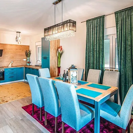 Salt Life Villa
